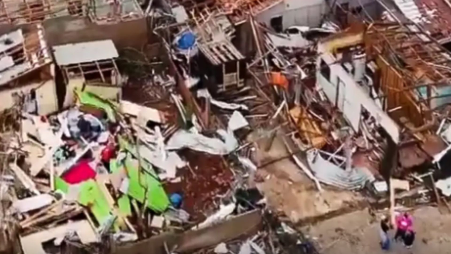 Tornado atingiu várias casas no interior do Paraná