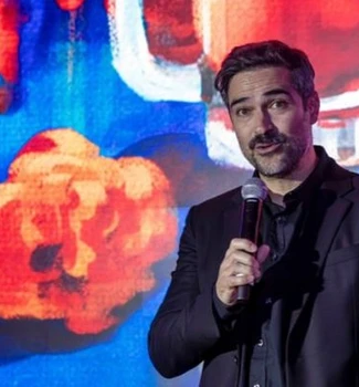 Imagem - Afonso Herrera, Ex RBD, participa de reunião na COP30, em Belém