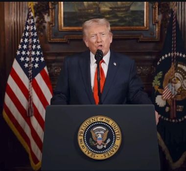 Imagem - Nos EUA, Trump assina lei que obriga divulgação de todos os arquivos do caso Jeffrey Epstein