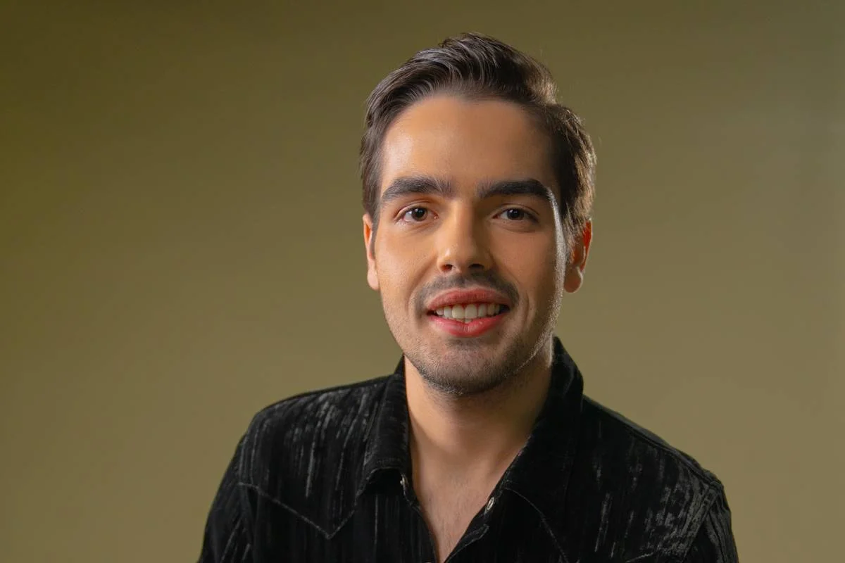 Filho de Faustão, João Silva, assume namoro com paraense; veja o vídeo