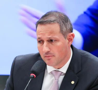 Imagem - Relator recua e revê ação da PF sem aval de governador