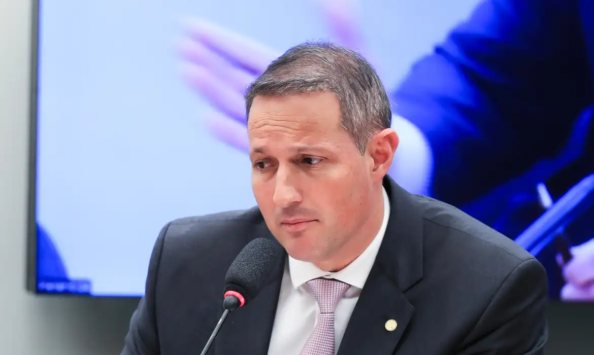 Imagem - Relator recua e revê ação da PF sem aval de governador