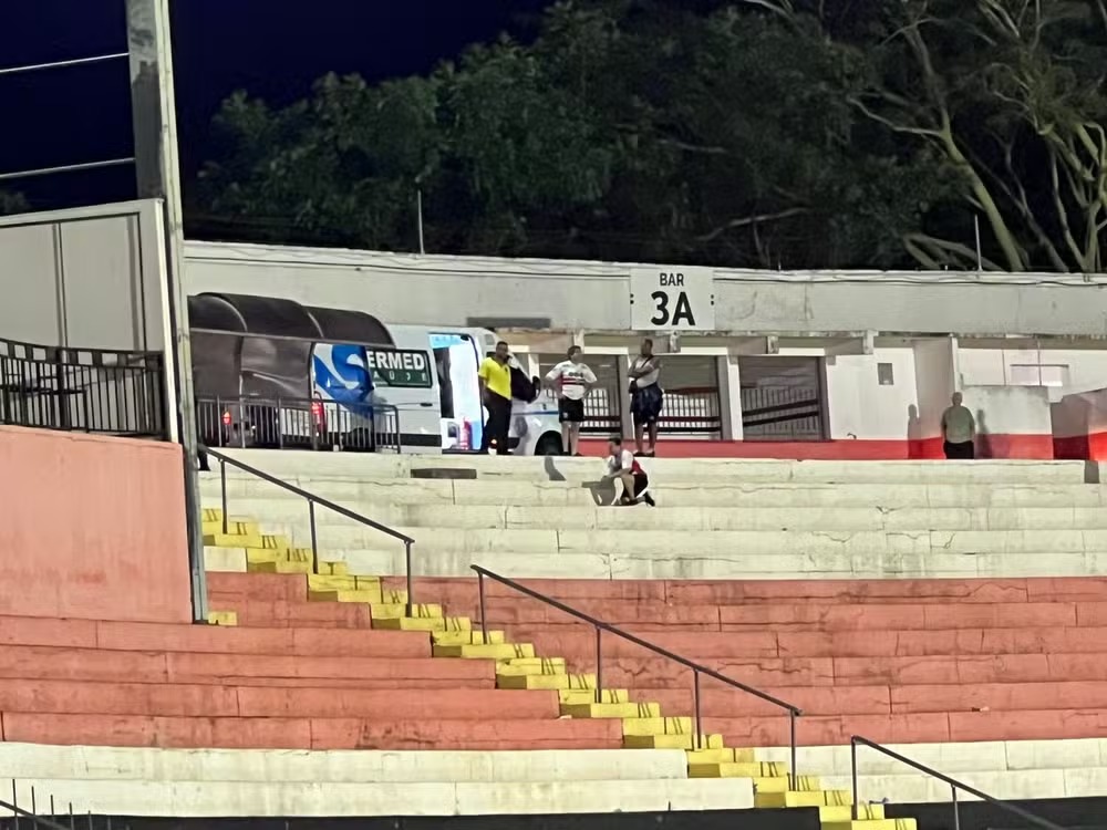 Torcedor morreu nas arquibancadas do estádio Santa Cruz - 