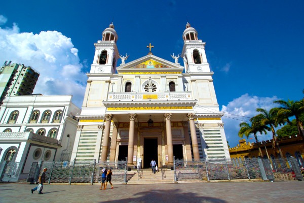 Basílica Santuário de Nazaré, em Belém.