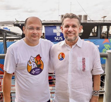 Imagem - Barqueata pelos rios de Belém reúne autoridades