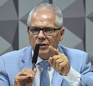 Imagem - PF aponta que ex-presidente do INSS recebia R$ 250 mil por mês em propina