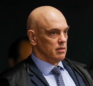 Imagem - Moraes vota para tornar Eduardo Bolsonaro réu por tentar coagir STF