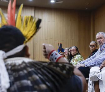 Imagem - Indígenas Munduruku são recebidos por presidente da COP