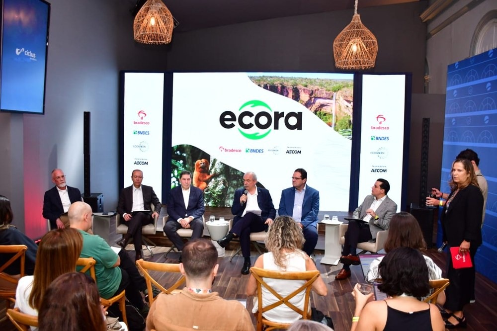 Lançamento da Ecora reúne líderes para fortalecer o mercado de carbono no Brasil.