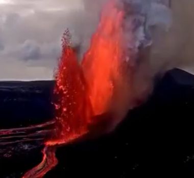 Imagem - Vulcão Sakurajima entra em erupção e lança coluna de cinzas de 4,4 km no Japão