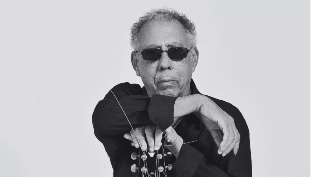 Cantor, compositor e figura central da música brasileira, ele deixa obra marcante gravada por Gal Costa, Maria Bethânia e outros grandes nomes