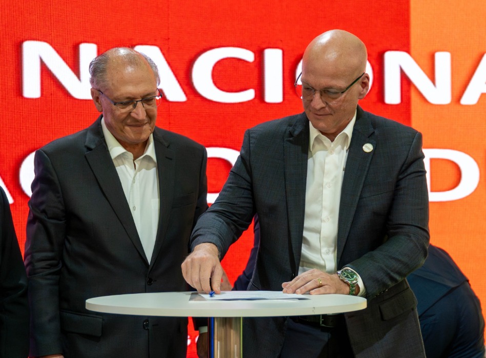 CNI e MDIC lançam Programa Nacional de Descarbonização na COP30, em Belém.