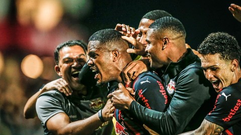 Massa Bruta venceu o Galo por 2 a 0 - 