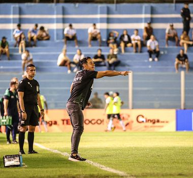 Imagem - Auxiliar do Paysandu fala sobre jovens, mercado e início de temporada