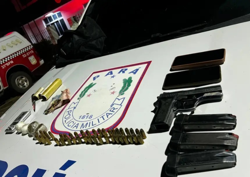 Material apreendido pela PM no bairro Parque Verde, em Marituba, Região Metropolitana de Belém.