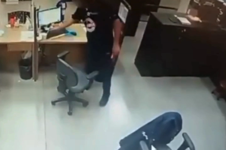 Imagem - Funcionária tem sorvete contaminado dentro da empresa e polícia prende suspeito em Araucária