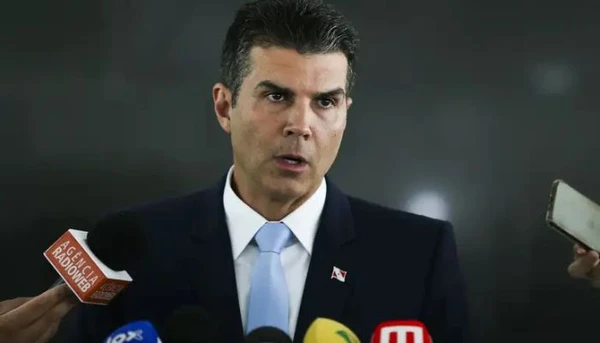 Helder Barbalho Apoia Censura do Senado a Chanceler Alemão por Críticas a Belém