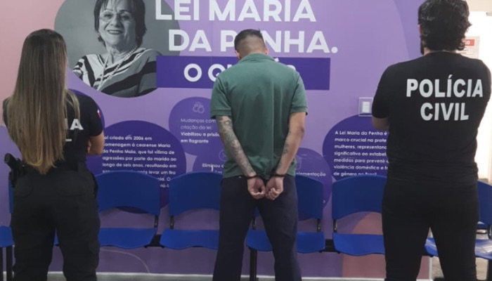 (Homem é preso por agredir ex-companheira na frente da filha, em Ananindeua)
