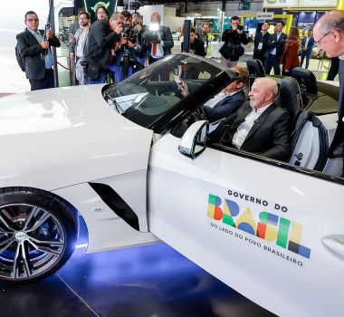 Imagem - Para Lula, retorno do Salão do Automóvel é retrato de um país competitivo
