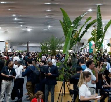 Imagem - A poucas horas do fim da COP30, negociações prosseguem em Belém