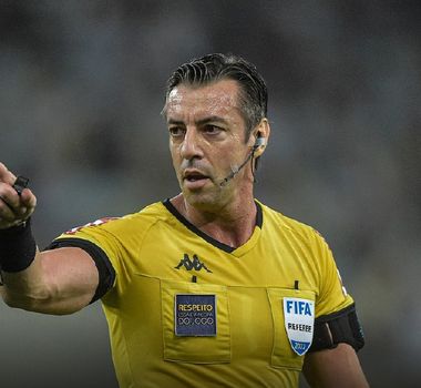 Imagem - Do trauma ao reencontro: árbitro do rebaixamento do Remo em 2021 apita 'final' contra o Goiás