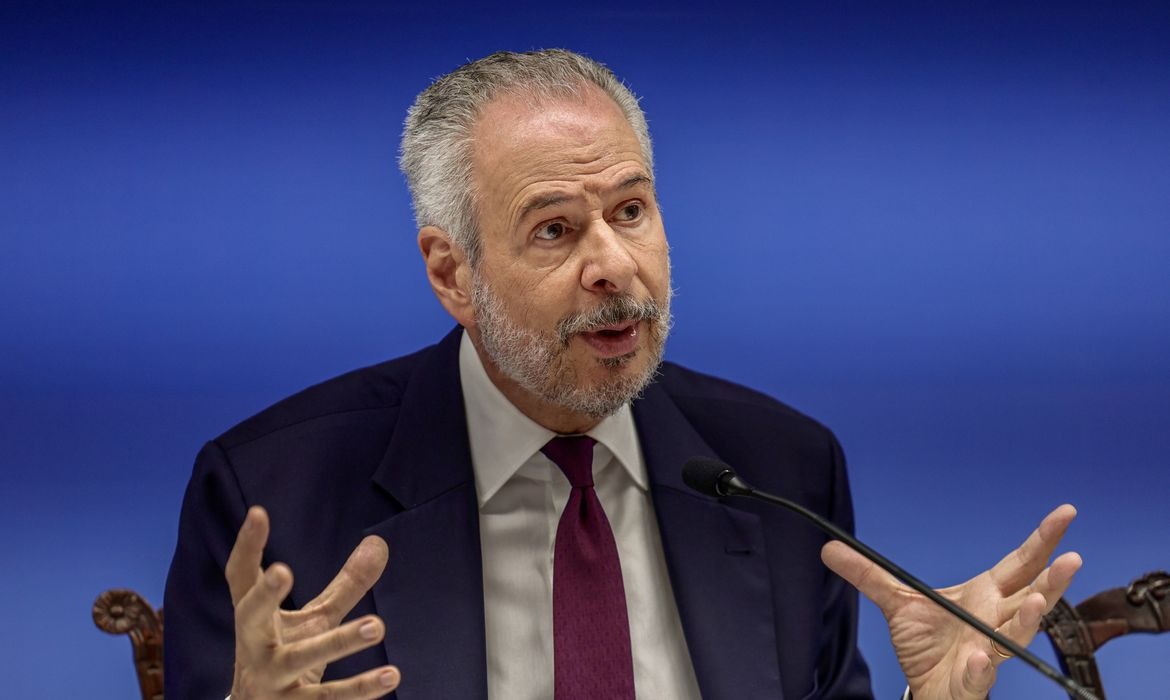 Imagem - Presidente da COP30 pede consenso em Belém e faz apelo para fortalecer Acordo de Paris