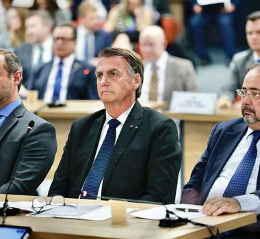 Imagem - Defesa diz que prisão de Bolsonaro ‘pode colocar sua vida em risco’