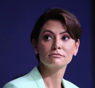 Imagem - Michele reage à prisão de Jair Bolsonaro e diz confiar na ‘Justiça de Deus’