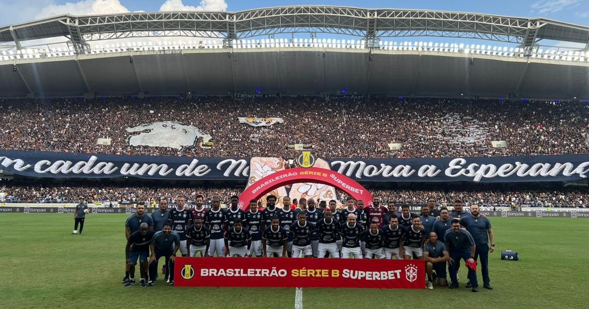 Elenco do Remo que subiu de divisão