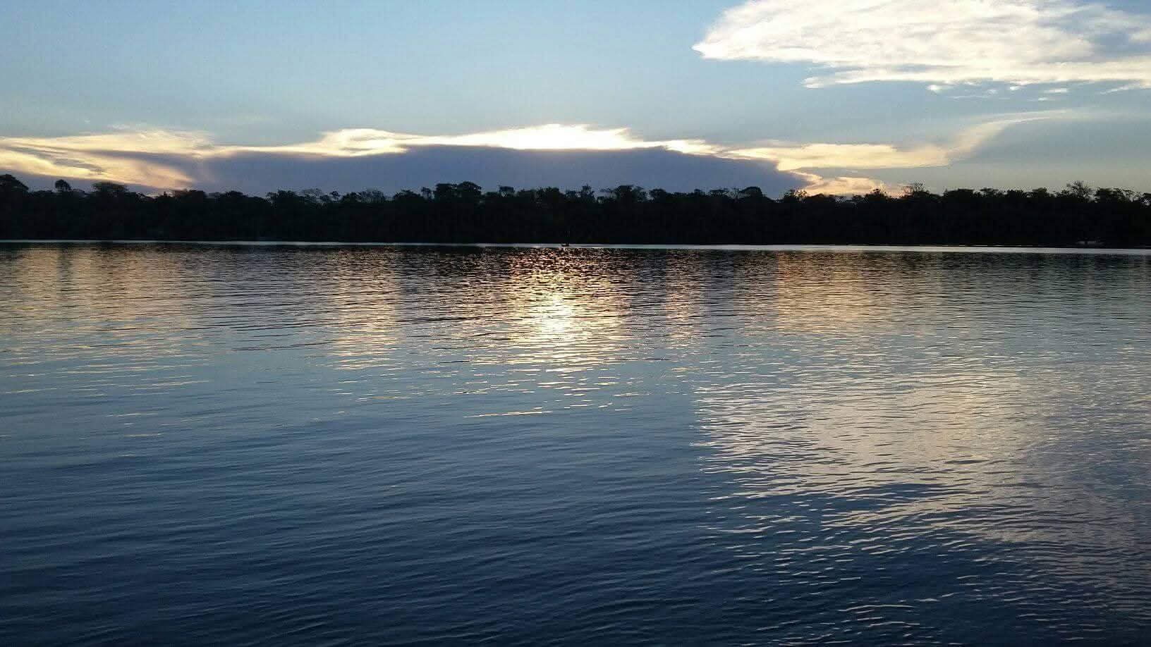 Imagem - Criança desaparece após colisão entre duas rabetas no rio Moju