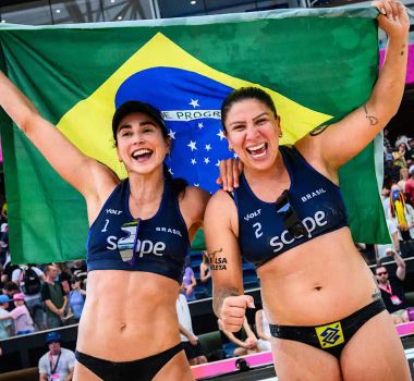 Imagem - Carol Soberg e Rebecca faturam bronze no Mundial de vôlei de praia