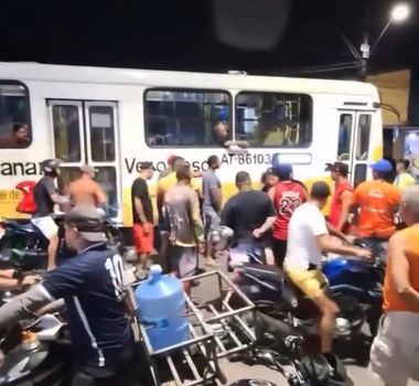 Imagem - Pedestre é atropelado por motoqueiro ao atravessar na faixa na rodovia do Tapanã em Belém