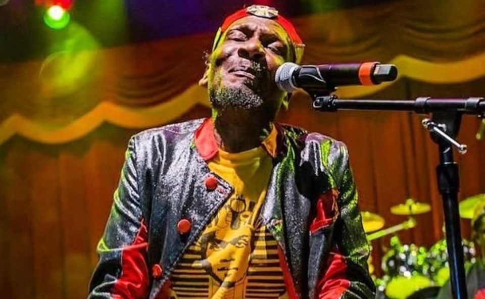 O cantor jamaicano Jimmy Cliff.