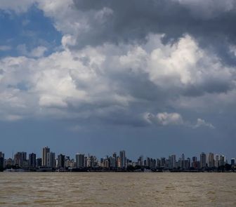 Imagem - INMET emite alerta de chuvas intensas em Belém e Região até quarta-feira