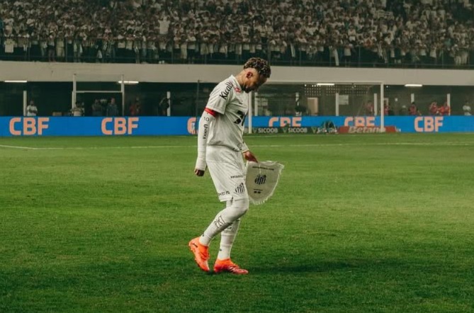 Craque sofre nova lesão -