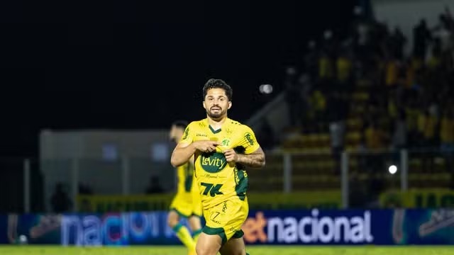 Mirassol goleou por 3 a 0 no Maião - 