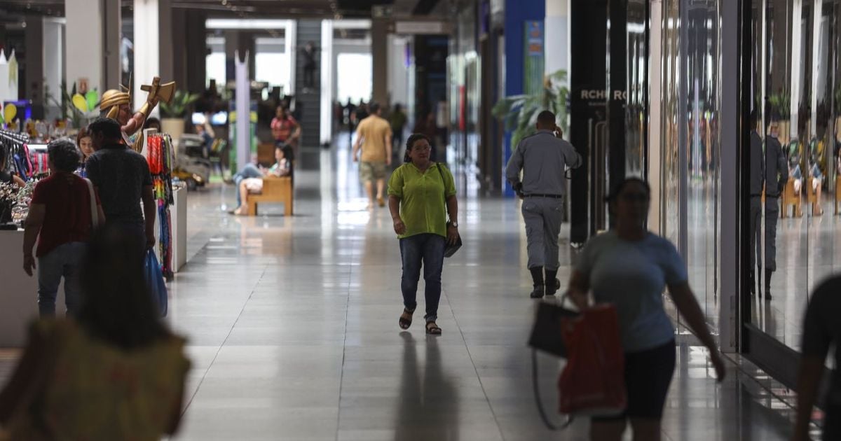 Black Friday movimenta shoppings da capital -