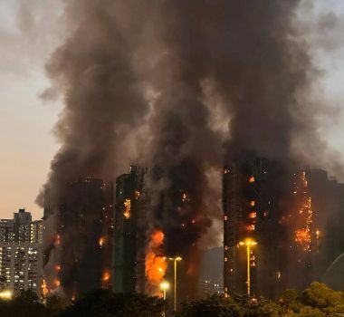 Imagem - Incêndio em Hong Kong: Número de mortos sobe para 36