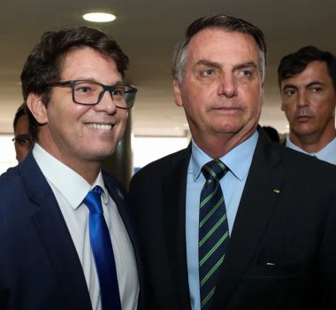 Imagem - Mario Frias faz clipe com música autoral para Bolsonaro e web detona; assista