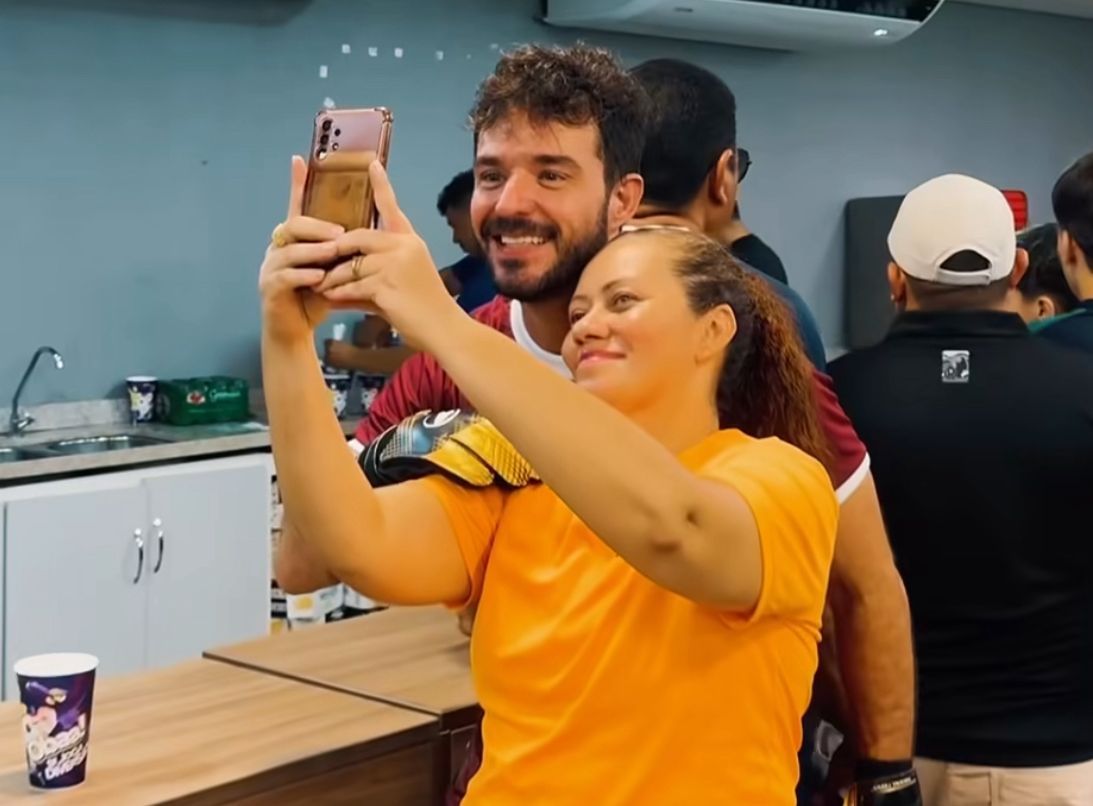 Imagem - Vídeo: deputado vira ‘sósia’ de Marcelo Rangel em noite de acesso do Remo à Série A