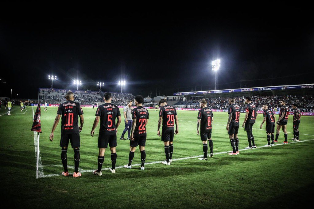 Equipes se enfrentam no estádio Cícero de Souza Marques - 