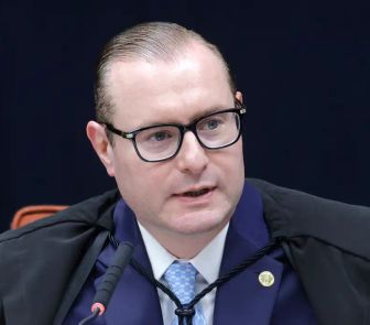 Imagem - Zanin autoriza julgar ação que acusa deputados do PL de corrupção