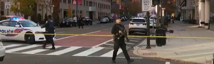 (Após o atentado, o Governo dos Estados Unidos, por meio do Departamento de Justiça dos Estados Unidos está investigando como o ataque como ato terrorista.)