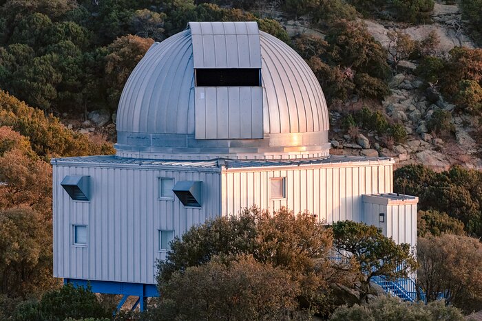 Telescópio captura nova e impressionante imagem de uma borboleta cósmica