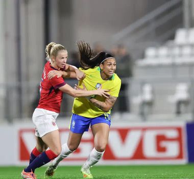 Imagem - Seleção feminina perde para Noruega em penúltimo compromisso do ano