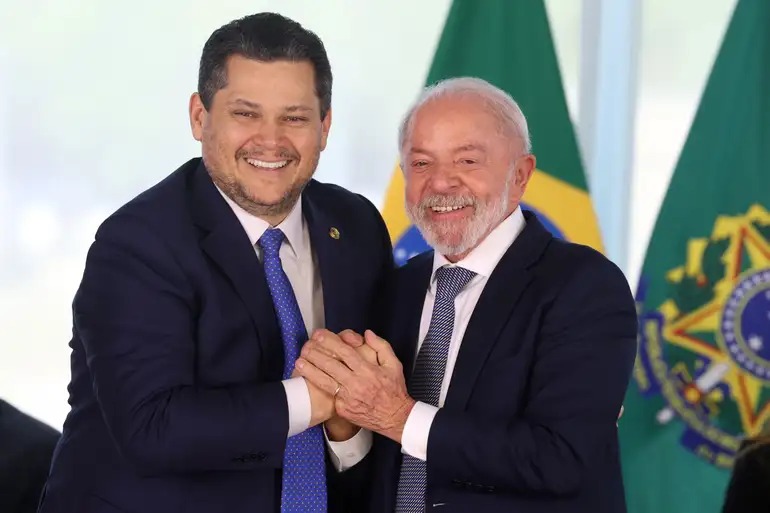 Davi Alcolumbre e Lula - 