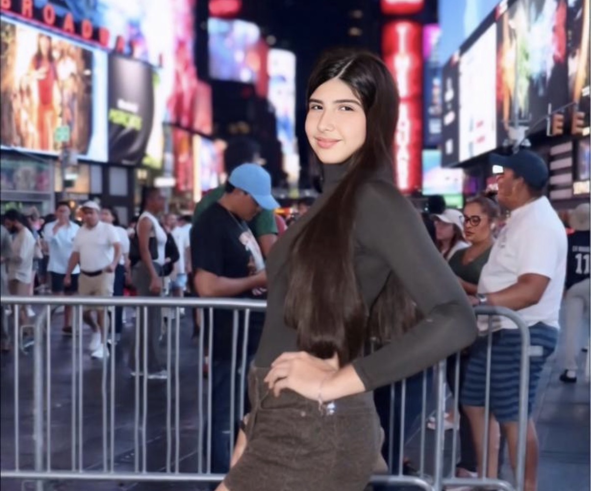 Maria Luíza Proença Brandão completou 15 anos. A data será comemorada com uma viagem, para além das fronteiras brasileiras.  