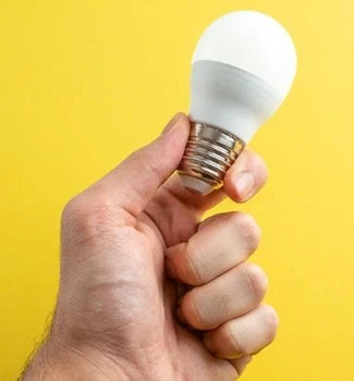 Imagem - Bandeira amarela: conta de luz fica mais barata em dezembro