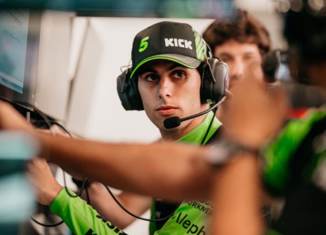 Bortoleto largou em 19º e ganhou seis posições - 