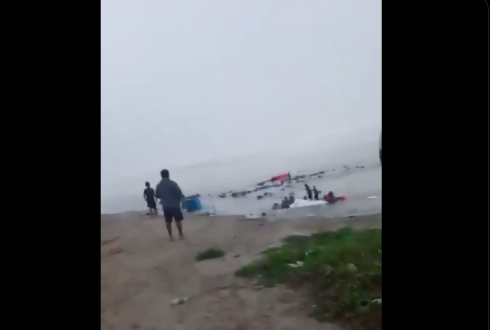 Deslizamento de terra afunda embarcações e deixa mortos e feridos no Peru